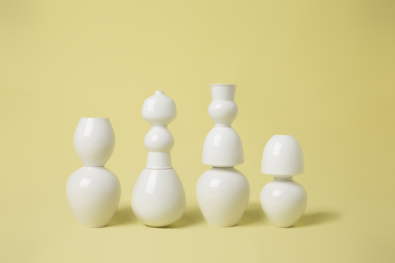 Kleine Blumenvase, ohne Beschädigungen